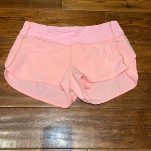Lululemon short-shorts